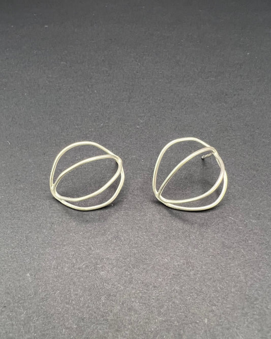 Framed pods post earrings