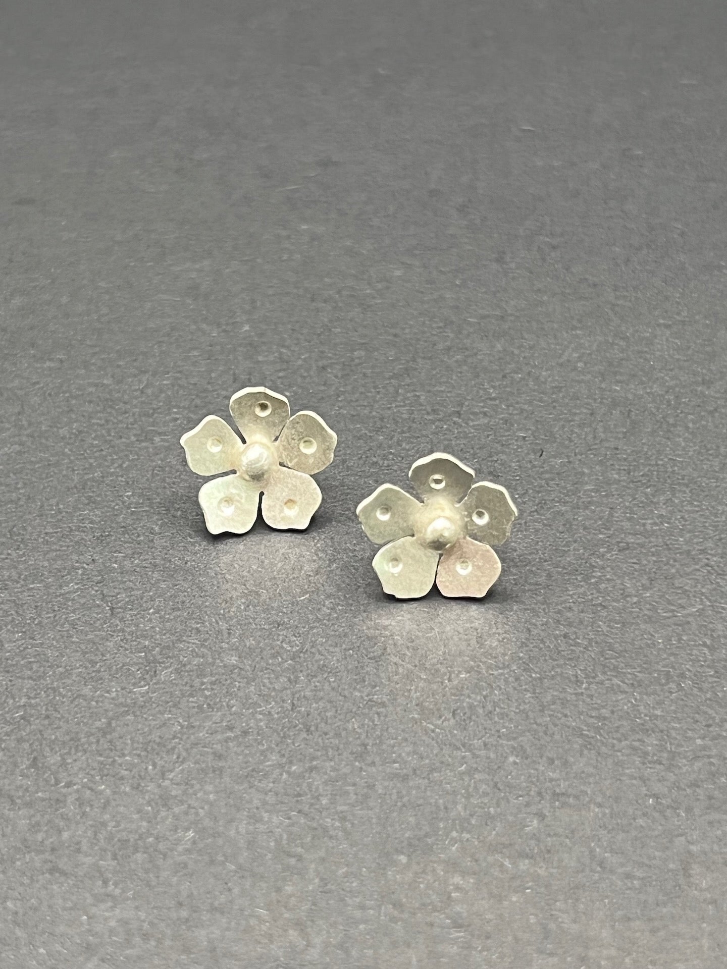 5-petal flower post earrings