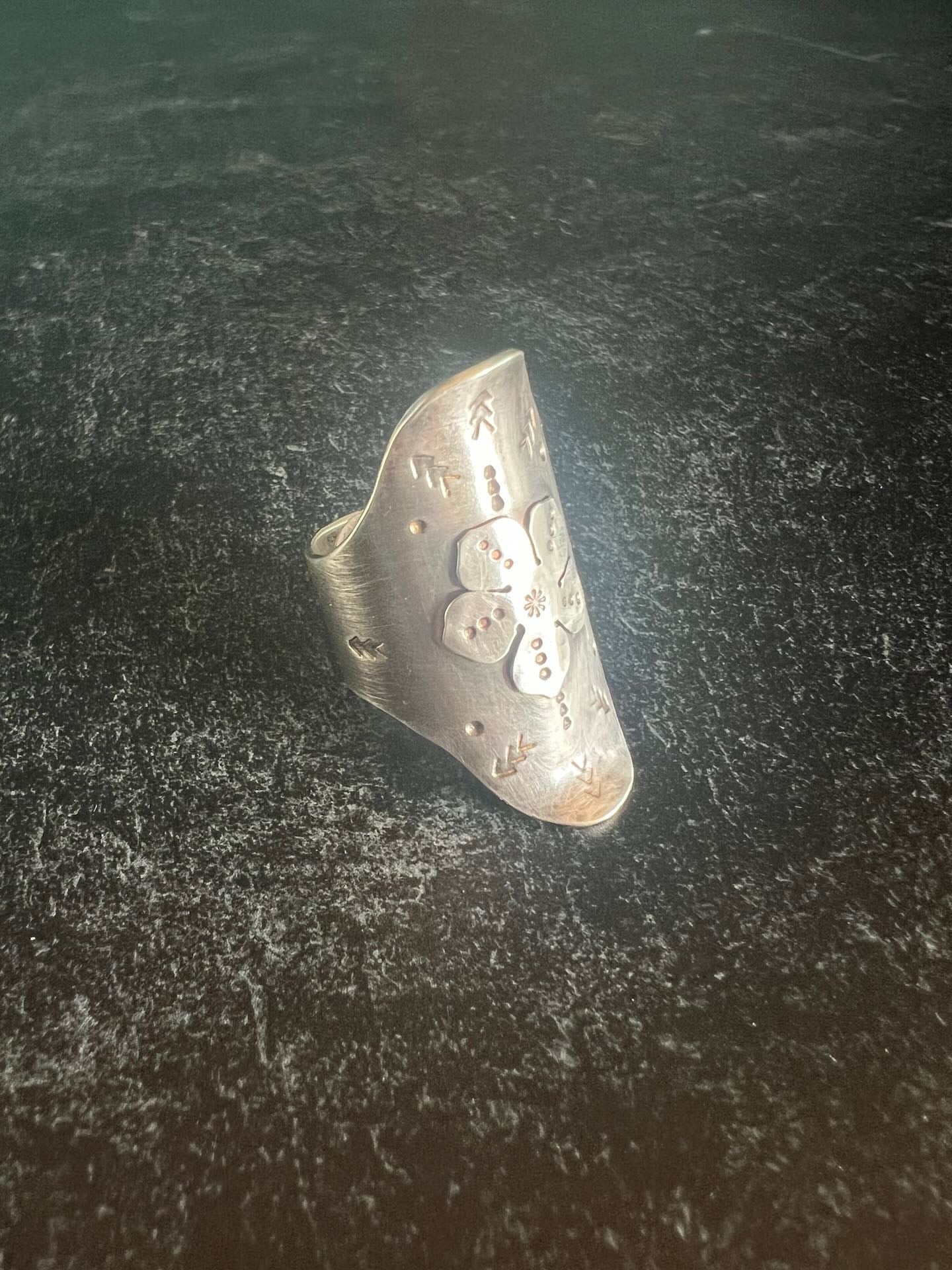 Stamped saddle ring with flower (size 8.75)