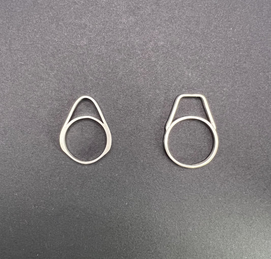 Open frame flat wire ring