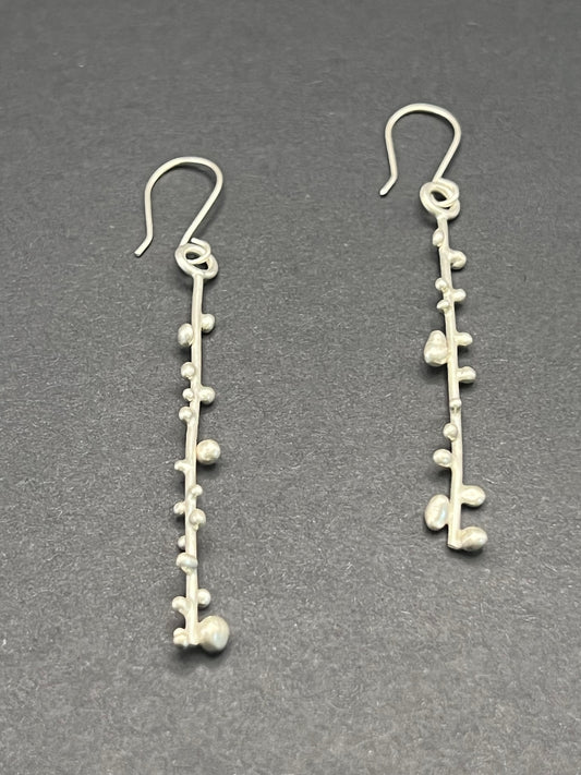 Silver grains drop earrings
