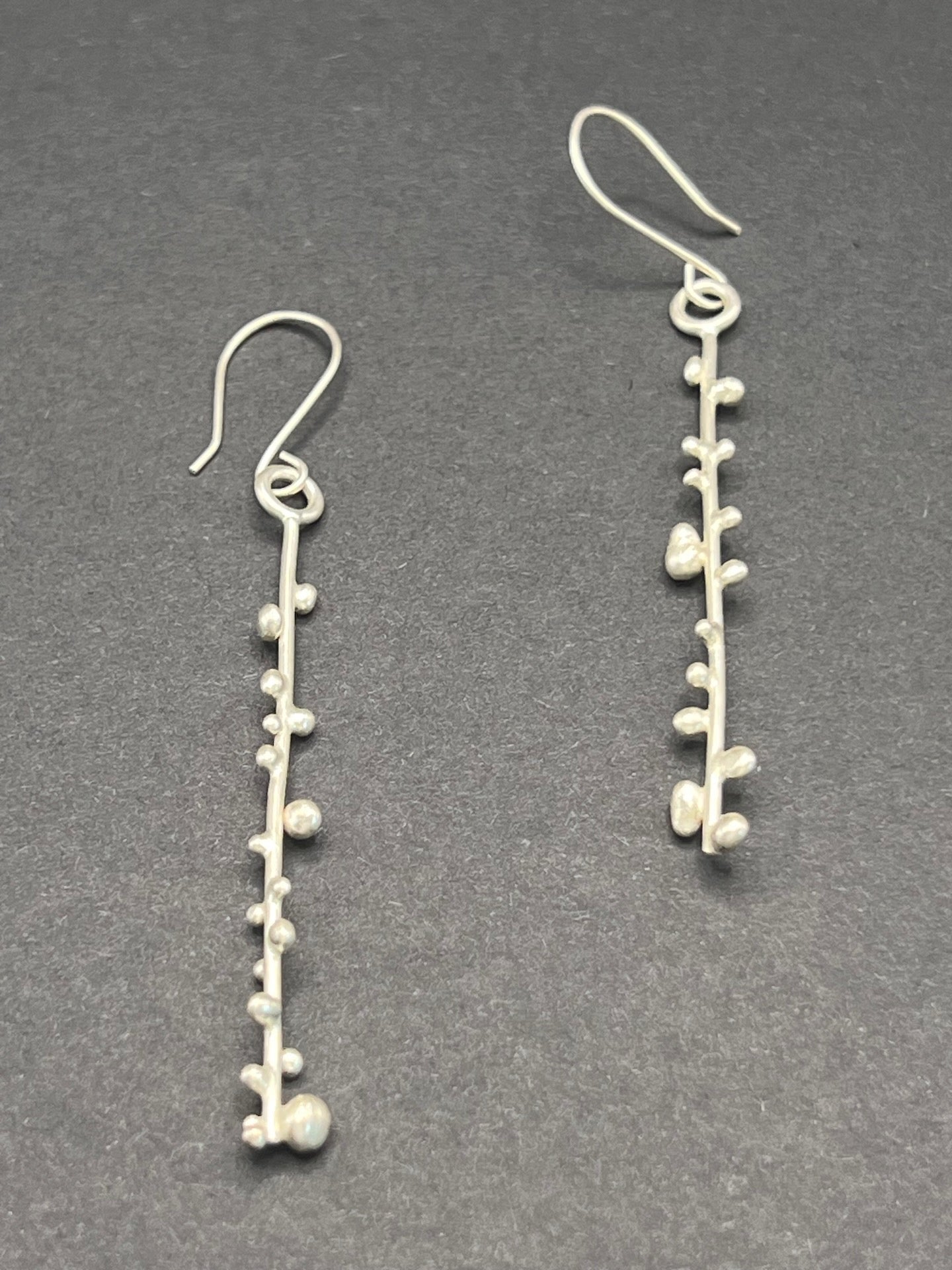 Silver grains drop earrings